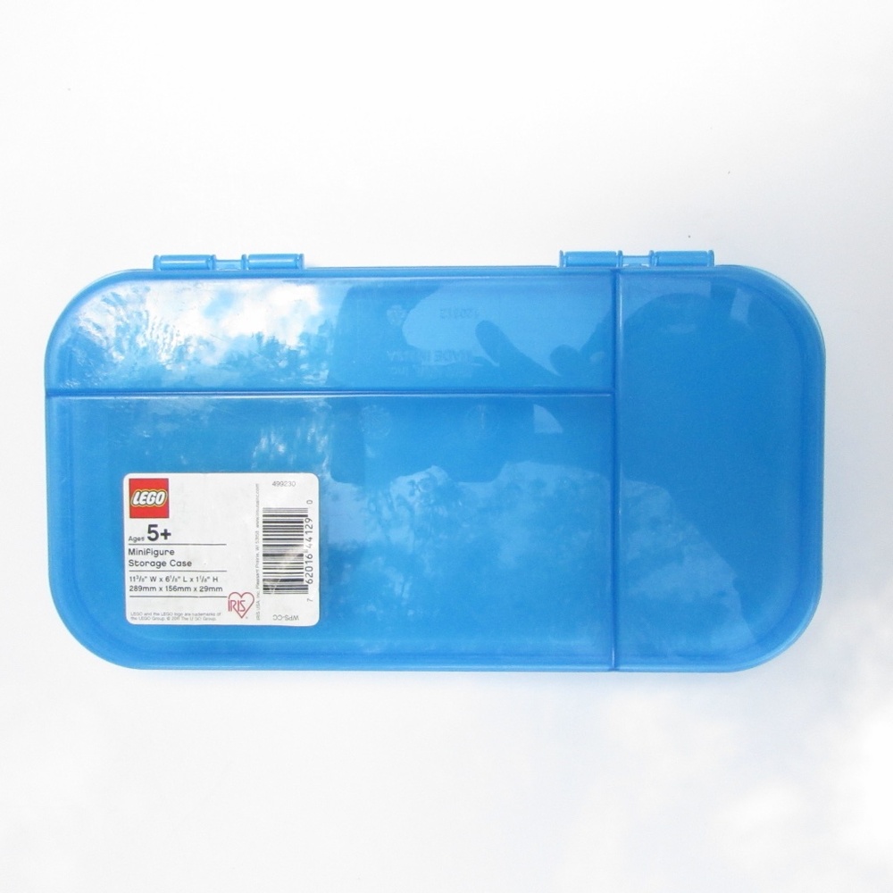 LEGO Blue Two-Latch 3-Section Plastic Mini Figure Storage Case - Picture 5 of 7
